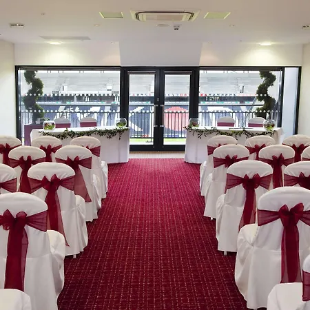 Doubletree By Hilton Milton Keynes 